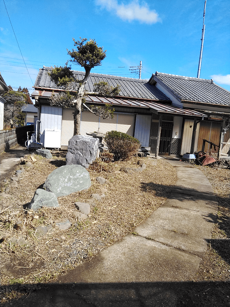 船橋市のお客様 別荘の草刈と剪定作業